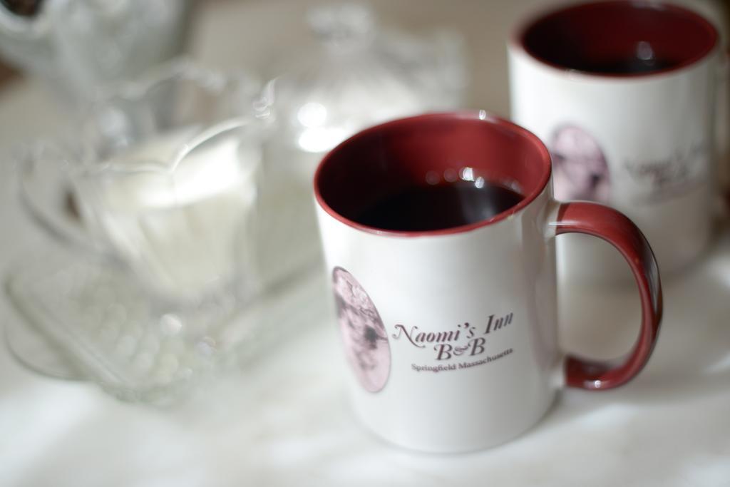 Naomi'S Inn Bed & Breakfast Springfield Bagian luar foto