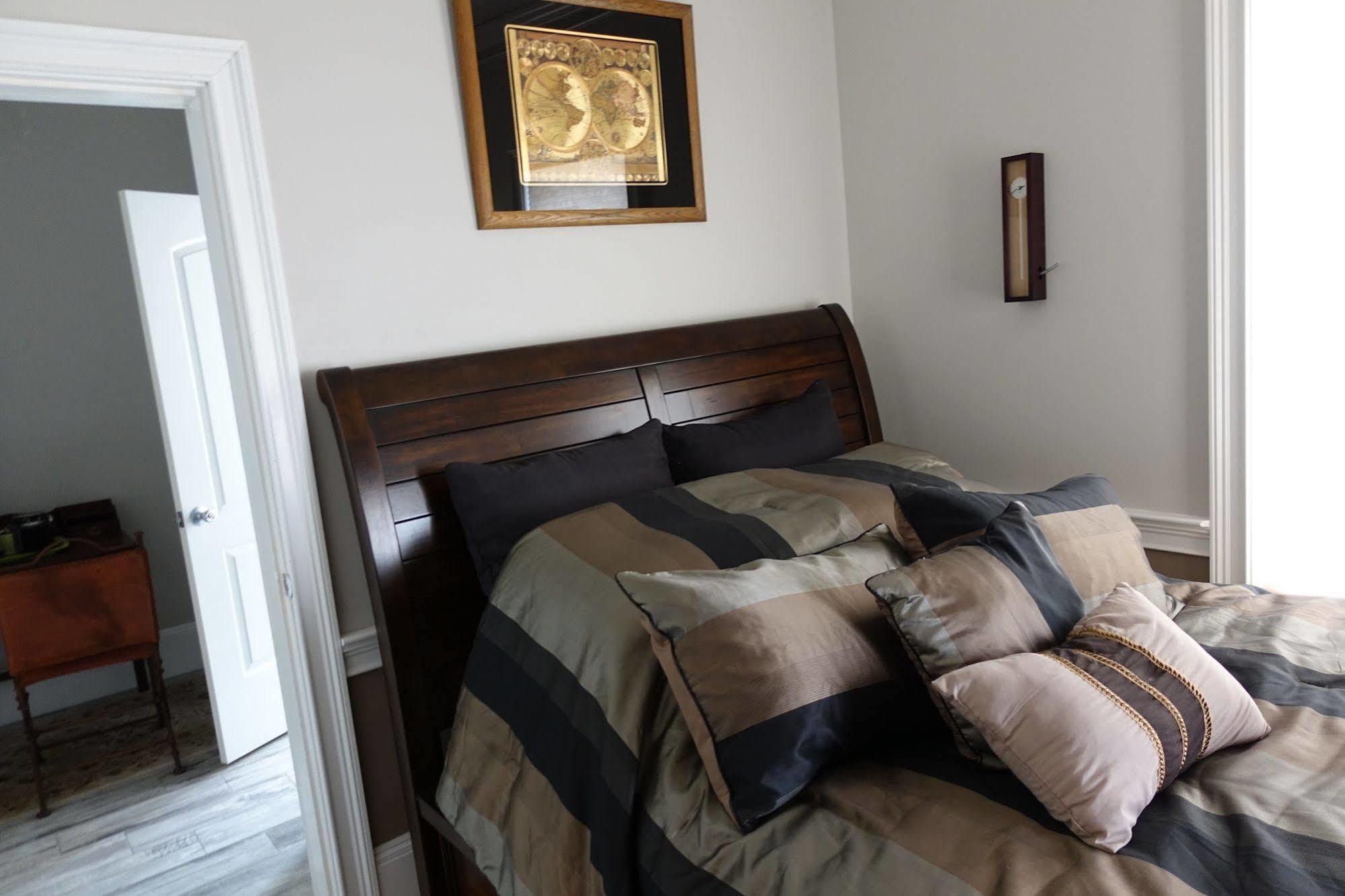 Naomi'S Inn Bed & Breakfast Springfield Bagian luar foto