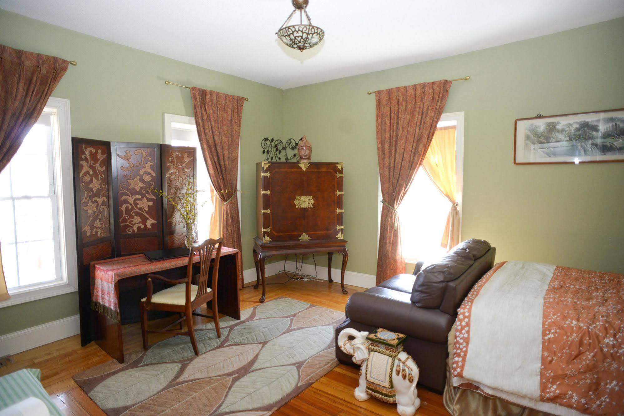 Naomi'S Inn Bed & Breakfast Springfield Bagian luar foto