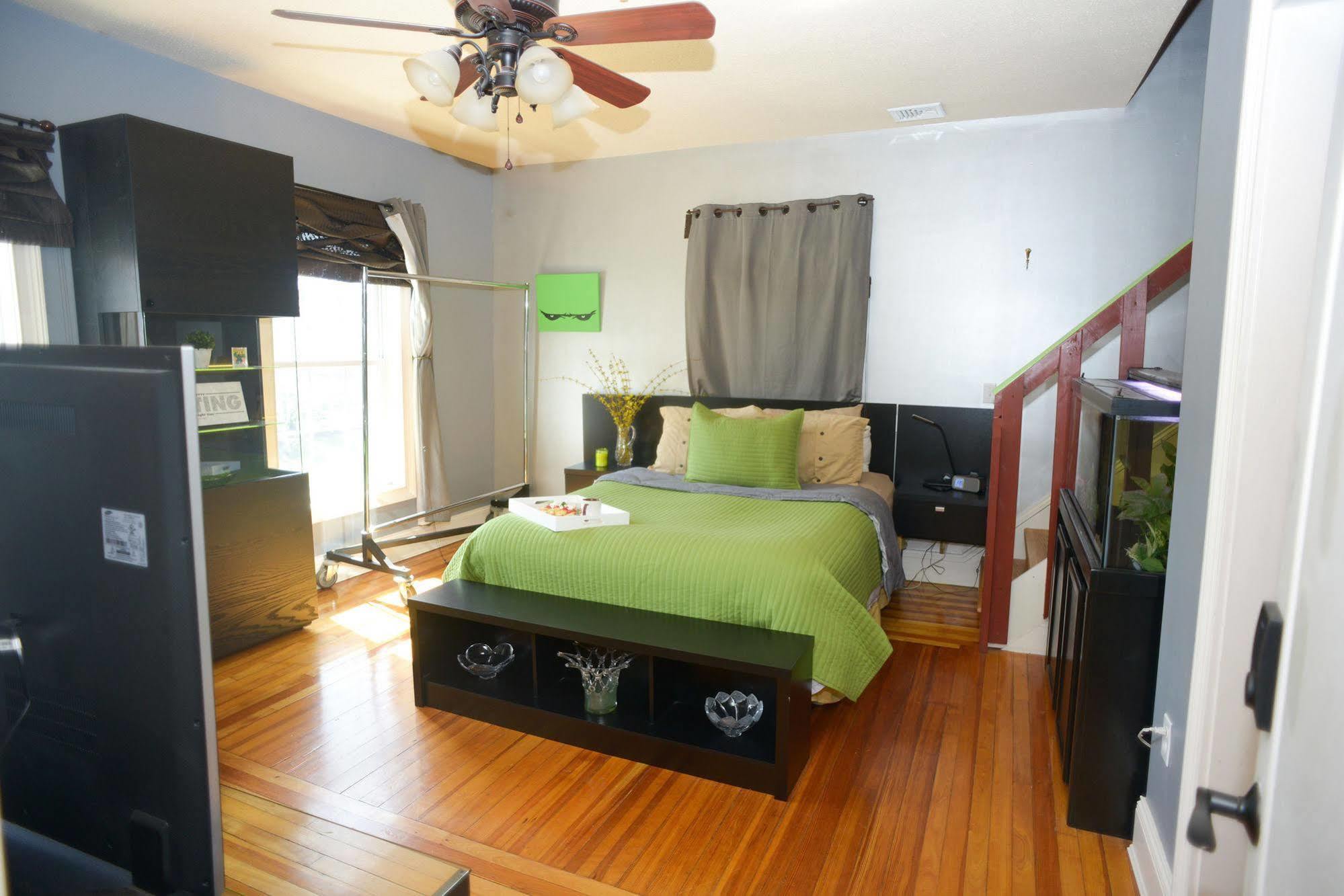 Naomi'S Inn Bed & Breakfast Springfield Bagian luar foto