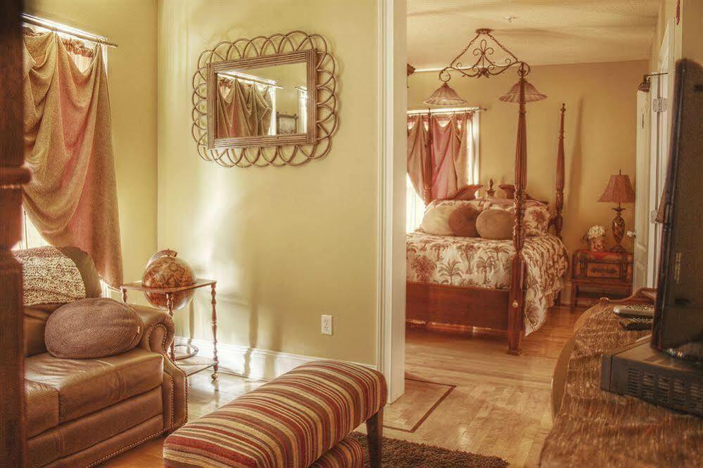 Naomi'S Inn Bed & Breakfast Springfield Bagian luar foto