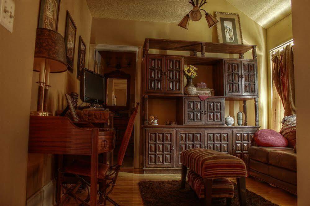 Naomi'S Inn Bed & Breakfast Springfield Bagian luar foto